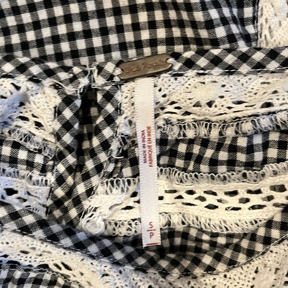 Free people - Picture 3 of 3